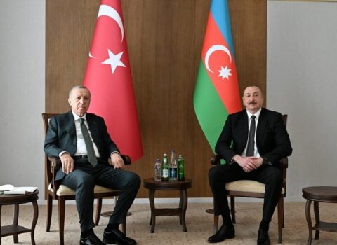 Laçında Əliyevlə Ərdoğan arasında təkbətək görüş başladı