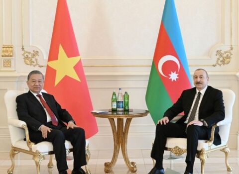 Prezidentin To Lamla geniş tərkibdə görüşü başladı