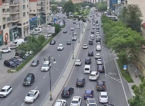 Bakının tıxaclı yolları açıqlanıb – SİYAHI