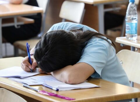 10 nəfər bugünkü imtahandan qovulub – DİM