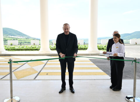 İlham Əliyev “Laçın” İstirahət Kompleksinin açılışında – FOTOLAR