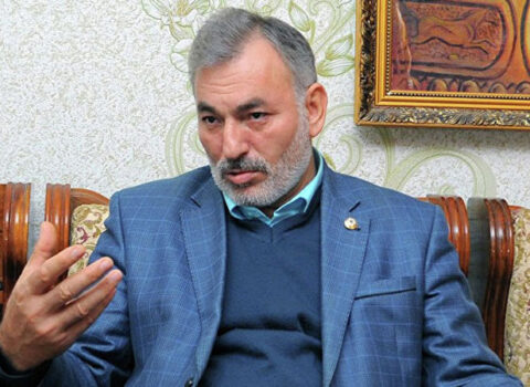 Nemət Pənahlının maşını borca görə hərracda satıldı