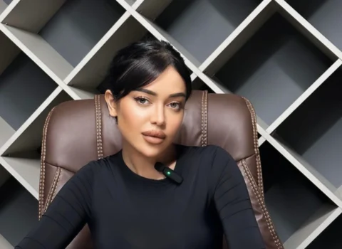 Nigar Fərhad blogeri məhkəməyə verdi