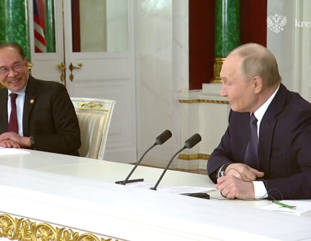 Putinin TAPMACA oyunu – Malaziya rəhbərinə nə deyib?
