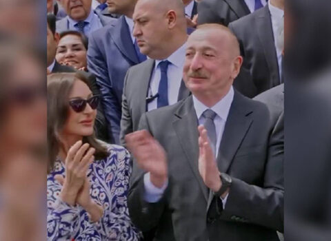 Prezidentin kövrəldiyi anlar – Video