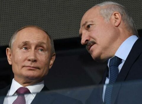 “Putin mənə zəng edib bu ölkələrin adını çəkdi, ancaq sonra hamısını rədd etdi” – Lukaşenko Alyaska görüşü ilə bağlı SİRLƏRİ AÇDI