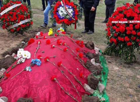 Elgünü döyüb öldürüblər: hadisədən bir gün əvvəl… – Anası