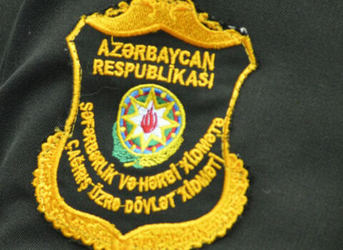 Səfərbərlik Xidmətinin avtobusu qəza törətdi – Yaralılar var (FOTO)