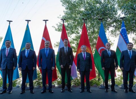 XİN başçılarının zirvəöncəsi görüşü oldu