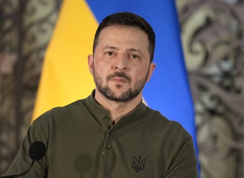 Hamının diqqəti Yaxın Şərqdədir, amma Rusiya… – Zelenski