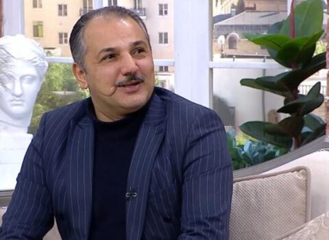 Vüqarın bu mahnılarına radioda qadağa qoyuldu