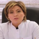 Övladını tibb fakültəsinə pulla düzəltdirmək istədi – 100 min itirdi