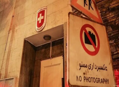 İsveçrə səfiri və səfirliyin əməkdaşları Tehranı tərk edərək Azərbaycana gəliblər