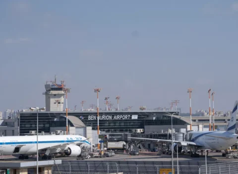 İsrail aviaşirkətləri təyyarələrini Ben Qurion hava limanından təxliyə etdi