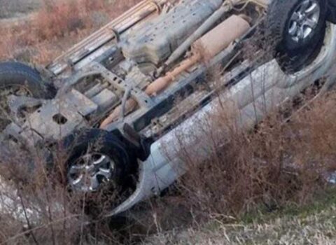 Şəmkirdə “Mitsubishi” dərəyə yuvarlandı – Yaralılar var