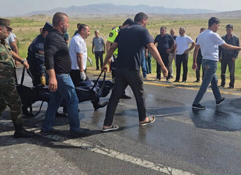 Naxçıvanda vəzifəli şəxs qəzada öldü, hamilə xanımı yaralandı – FOTOLAR