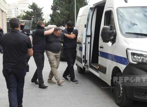 “Sputnik Azərbaycan”da saxlanılan şəxslər binadan çıxarılır