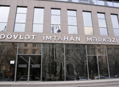 Azərbaycan dili fənni üzrə test imtahanı keçirildi