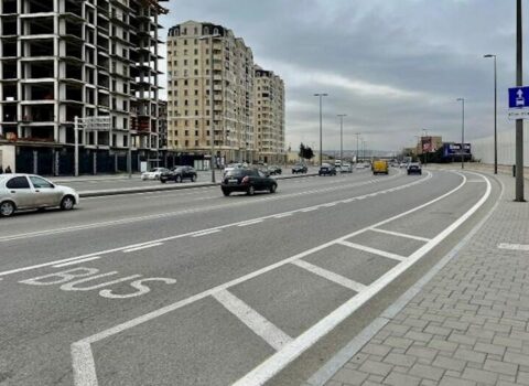 Bakının mərkəzindəki bu yolda qəza riski yüksəkdir