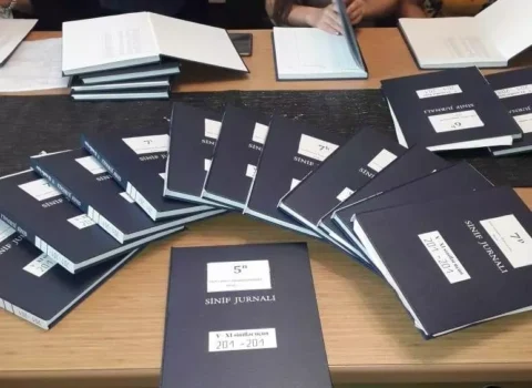 SON DƏQİQƏ: Bu tarixdə məktəblərdə kağız jurnallar ləğv ediləcək