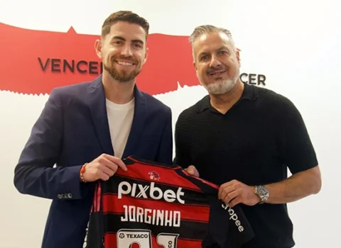 “Arsenal”dan ayrılıb Braziliya klubuna keçdi