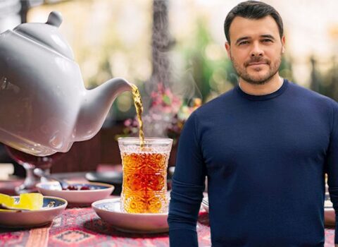 Xalq artisti Emin Ağalarov Bakıda çayxana tikir