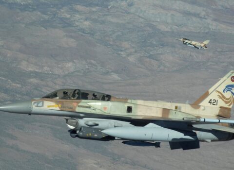 İsrail İranın 6 aviabazasını darmadağın etdi – Video