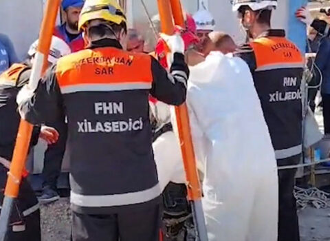 “Lyuk”a düşən kişinin axtarışları davam edir – Video