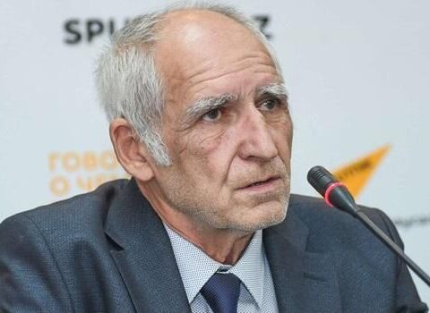 Nadir İsrafilov vəfat edib