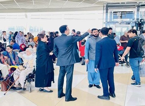 Pakistanlı diplomatlar İrandan Azərbaycana təxliyə edildi