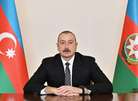 Bruney Sultanı Prezident İlham Əliyevi təbrik etdi