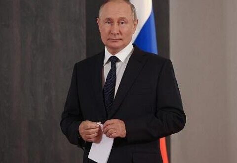 Putin: Rusiyada qadın çatışmazlığı var
