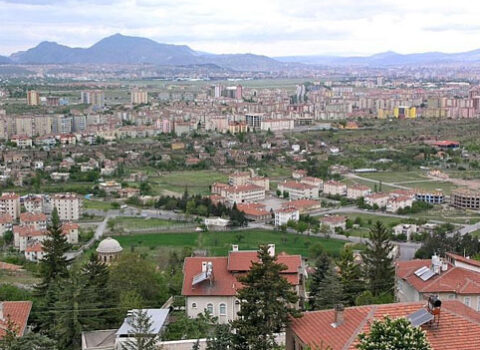 Bu türk dövləti rus dilindən imtina edir