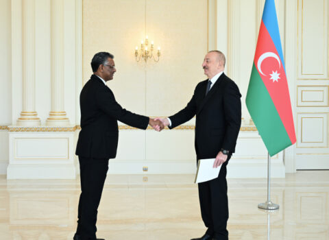 İlham Əliyev Sudanın yeni səfirinin etimadnaməsini qəbul etdi