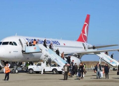 Türkiyənin 10 təyyarəsi İran və İraqda qalıb