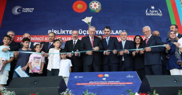 Ərdoğan Heydər Əliyevi soruşdu, uşaqlar belə cavab verdi – VİDEO