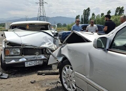 Lənkəranda ağır qəza: 5 nəfər xəsarət aldı