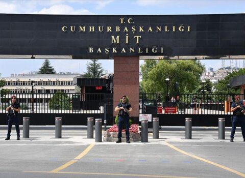 MİT-dən FETÖ-nün maliyyə şəbəkəsinə ağır zərbə – ŞOK ADLAR