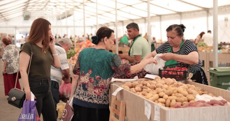DİQQƏT: Manat təzyiqlə üzləşə, ərzaq bahalaşa bilər 