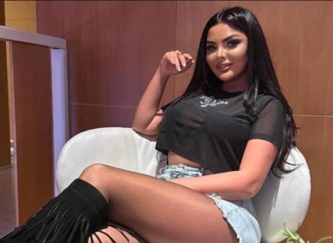 Azərbaycanlı müğənniyə 300 minlik maşın bağışladılar: “Sənətkar adıma görə…”