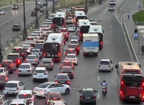 Bəzi yollarda sıxlıq var – SİYAHI