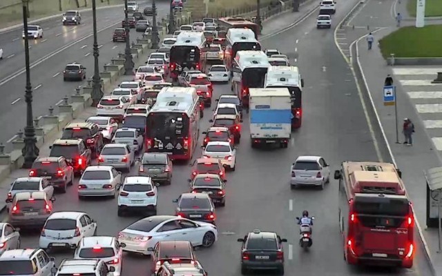 Bəzi yollarda sıxlıq var – SİYAHI