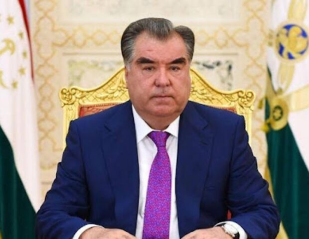 Tacikistan Prezidenti Azərbaycandadır
