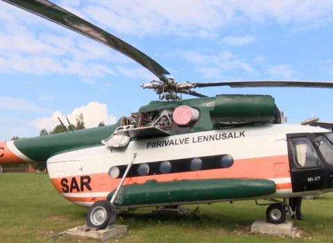 Estoniyada helikopter dənizə düşdü