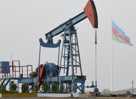Azərbaycan neftinin qiyməti 76 dolları ötdü