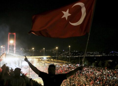 Bu gün Türkiyədə Demokratiya və Milli Birlik Günüdür