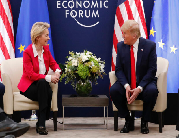 Tramp və Leyen telefon danışığı apardı