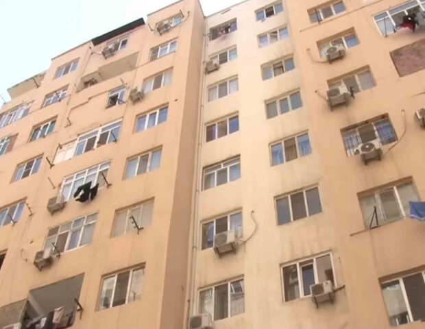 Abşeron Gənclər şəhərciyində binada GÜCLÜ PARTLAYIŞ – VİDEO