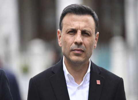 CHP-nin İstanbul üzrə sədri Özgür Çelik haqqında həbs qərarı verilib