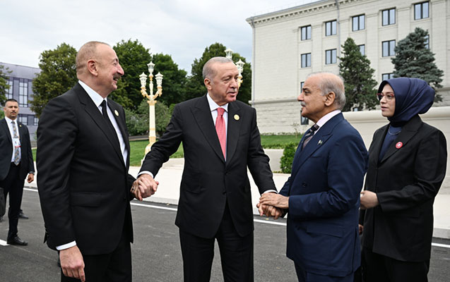 Yarım milyard Xankəndidə idi… – Fotolar